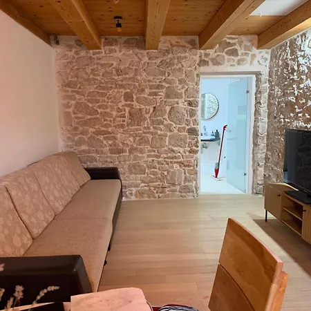 Stone House Slavica Near Krka Waterfalls Feriehus *